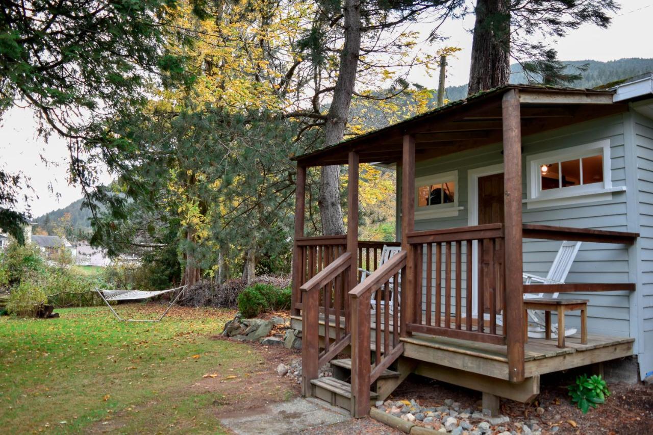 Bramblebank Cottages Harrison Hot Springs Exterior foto